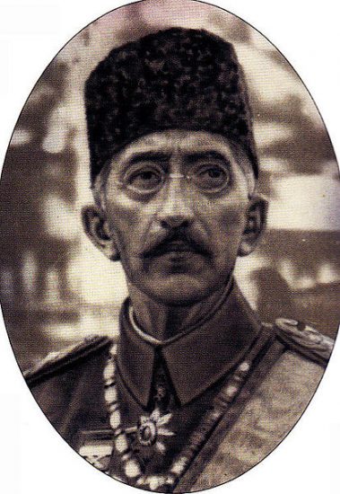 Osmanlı  Sultanı, Padişah Mehmet Vahdettin Han’ın Şahsiyeti ve Yaşamı, Bestekar, Şair, Son Hükümdar. Mehmed Vahideddin Babası, Sultan Abdülmecid