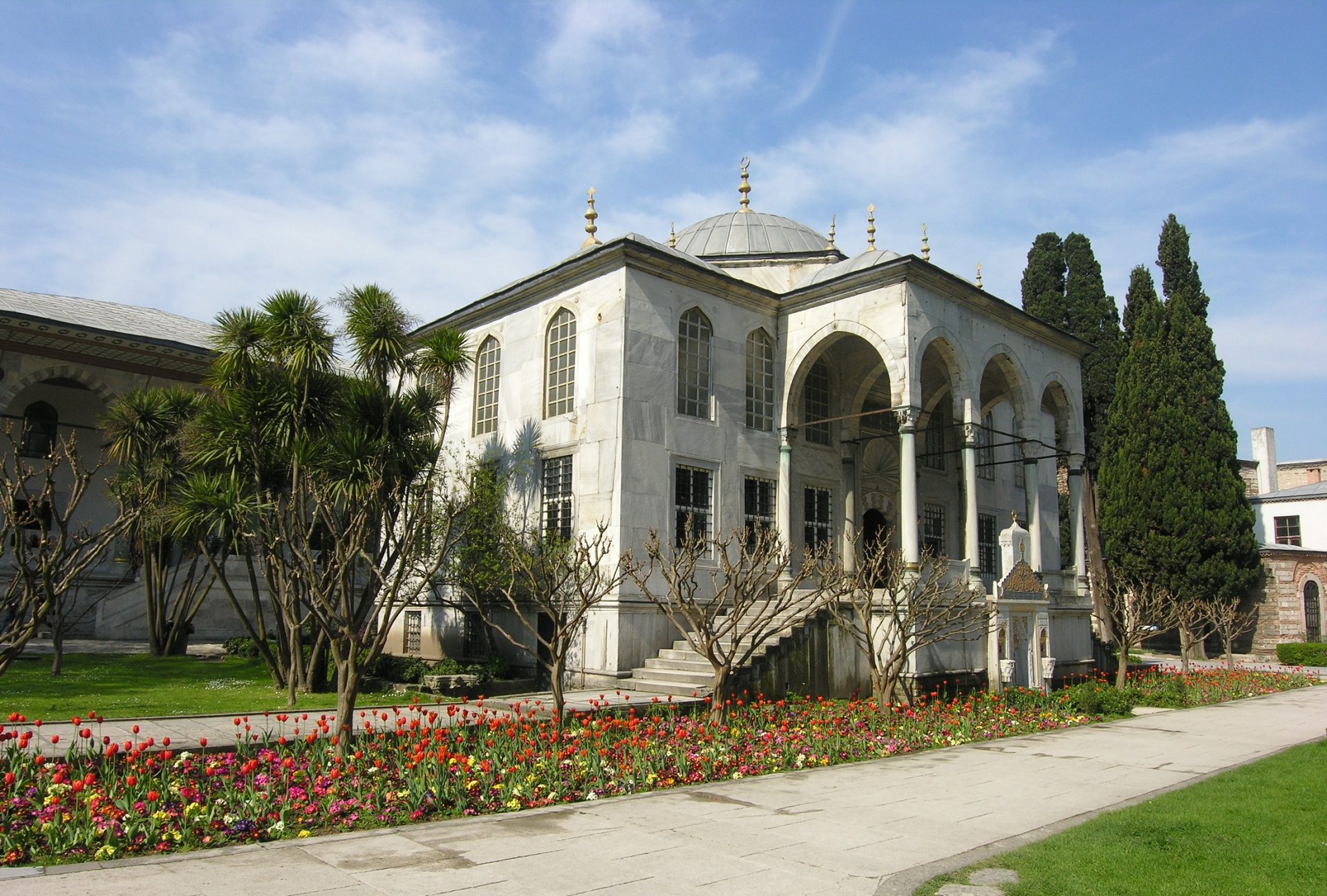 Topkapı Sarayı Yaşayan Padişahlar Ve Sultanlar Topkapı Sarayındaki Enderun Kütüphanesi