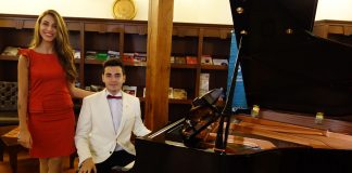 Genç Osmanlı Piyanist Besteci Güneş Yakartepe Türkiyenin İlk BESTECİ WEB SİTESİ’ni Kurdu