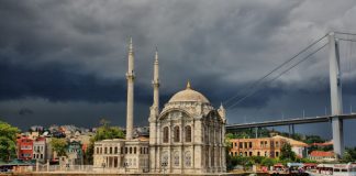 Sultan Abdülmecid Büyük Mecidiye Camii Ortaköy Camisi İstanbul Boğaziçi Beşiktaş Ilçesi. Ortakoy Ortaköy Büyük Mecidiye Camii. 2