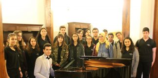 Genç Osmanlı Piyanist Bestekar Güneş Yakartepe Kimdir. Biyografisi Ve Musiki Geçmişi Türküler Şarkılar Marşlar Konseri
